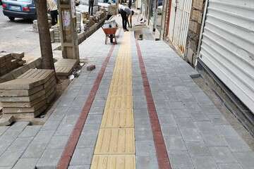 اجرای ۲۰۰ متر پیاده روسازی در مسیر خیابان شهید مصطفی خمینی