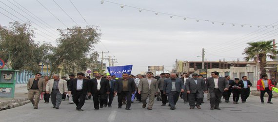 شرکت شهردار زابل بهمراه مدیران و پرسنل شهرداری در راهپیمایی ۲۲ بهمن