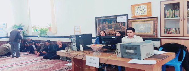 استقرار میز خدمت در روستای صلوات‌آباد