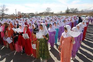 مراسم جشن درخت کاری در دبستان آزادگان سنندج برگزار شد