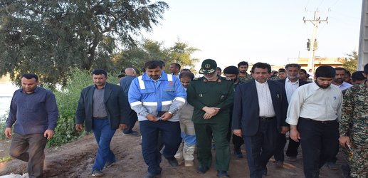 گزارش تصویری از حضور مدیر کل مدیریت بحران استانداری خوزستان در محل شکستگی سیل بند های بامدژ