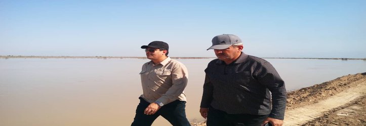 بازدید شهردار خرمشهر به همراه فرماندار از آخرین وضعیت سیل بندهای روستاهای غرب کارون