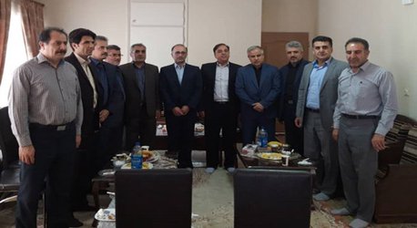 برگزاری جلسه توسعه منابع انسانی شرکتهای صنعت آب و برق استان