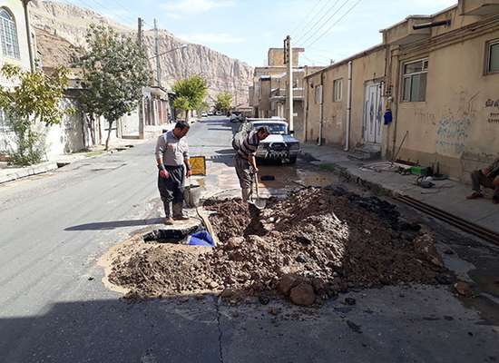 رفع حادثه در خط انتقال آب شرب لوله مادر شهرستان ماکو