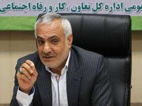کارگران برای ثبت‌نام به پیشخوانها بروند
