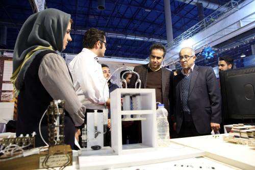 اتکاء به داخل در سایه توجه به شرکت‌های پژوهشی و  ...