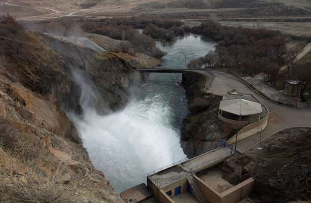 آغاز رهاسازی آب از سدهای آذربایجان غربی به سمت دریاچه ارومیه