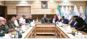 وزیر دفاع بر تکمیل فاز نخست پتروشیمی مکران تاکید کرد