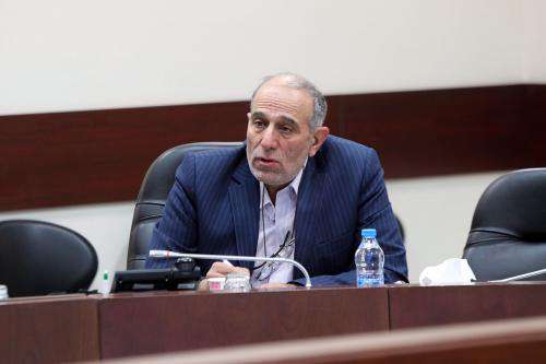 استفاده از ماسک در هوای آزاد ضرورتی ندارد، مگر  ...