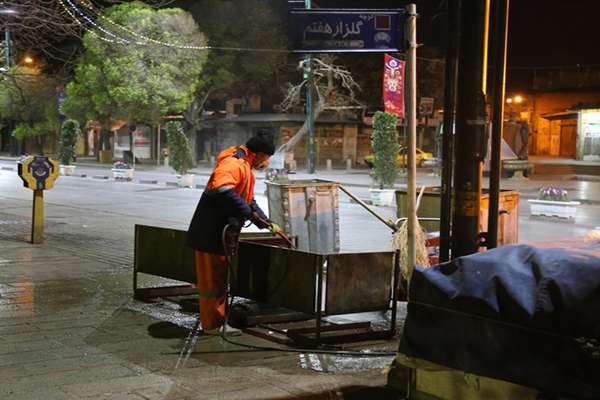 معابر و اماکن پرتردد شهر قزوین گندزدایی می شود