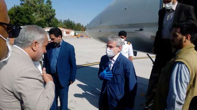 سوت قطار خاش به زاهدان در دهه فجر ۹۹ به صدا در می آید