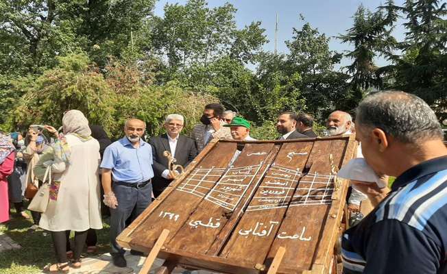 حضور عاقل منش عضو محترم شورای اسلامی شهر رشت در بوستان ملت و در کنار طیفهای گسترده مردم و علاقمندان به علم نجوم