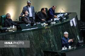 دولت باید نقدینگی موجود را به شکل صحیح به سمت تولید مسکن هدایت کند
