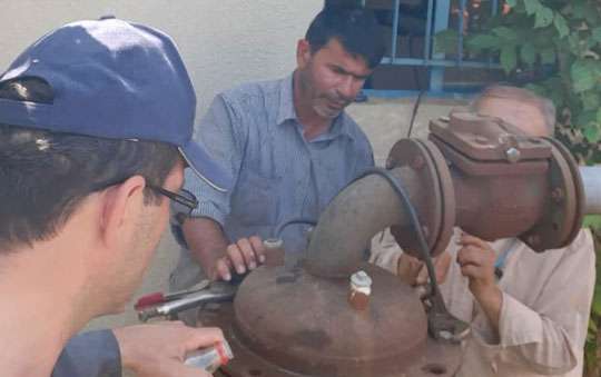 اتصال چاهک مخزن روستای بوئین شهرستان فومن به شبکه آبرسانی