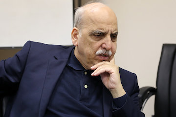 بیخود منتظر گرانی مسکن نباشید/۲۰ میلیارد دلار خانه خالی داریم
