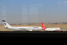 بازگشت آخرین پرواز "هما" از لندن +فیلم