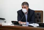 وزیر راه و شهرسازی به دلیل ازدحام جمعیت، بدون بازدید نمایشگاه ریلی را ترک کرد