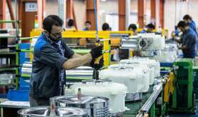 بیکاری یک کارگر ایرانی با مصرف هر کالای خارجی