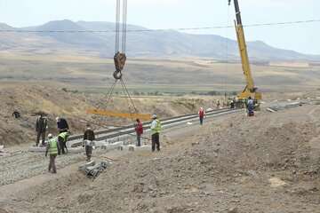 دولت بازپرداخت تسهیلات راه‌آهن بیرجند را تضمین کرد