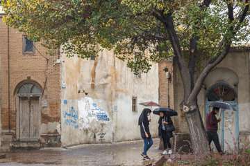 آغاز بارش پراکنده در شمال و جنوب کشور از عصر امروز