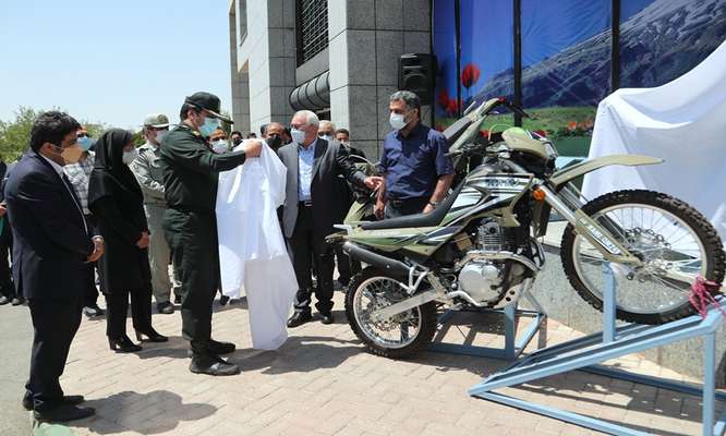 آیین رونمایی از 1200 دستگاه موتور سیکلت با هدف تجهیز پاسگاه های محیط بانی برگزار شد