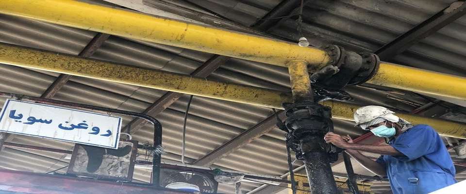 تخلیه ۴۵۲ هزار تن روغن خوراکی در بندر شهید رجایی/ پهلوگیری ۲ کشتی حامل روغن خام تا چند روز آینده