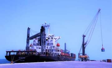 ثبت رکورد بارگیری ۲۳ هزار تن کالای فله معدنی به کشتی دریک روز ازچابهار