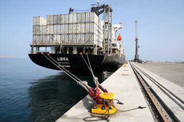 کشتی‌های ایرانی برای پهلوگیری در بنادر هند و چین مانعی ندارند