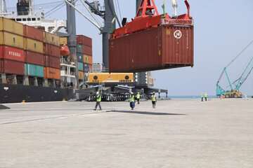 برقراری خط منظم کانتینری در مسیر ایران به هندوستان