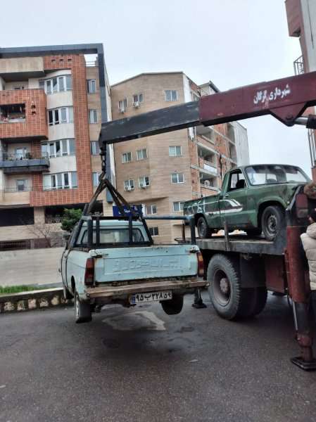 طرح جمع آوری خودروهای رهاشده و بلاتکلیف در معابر شهری گرگان آغاز شد