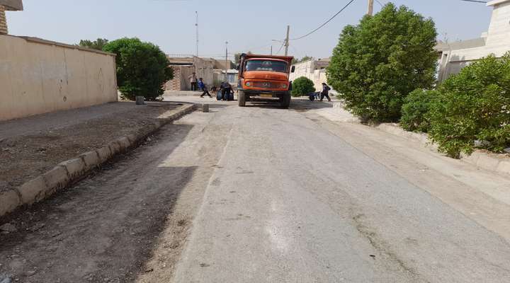 آغاز عملیات اجرایی پروژه آسفالت معابر کوی ارمغان توسط شهرداری خرمشهر