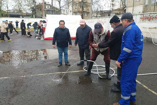 برگزاری مانور مدیریت بحران در زمان وقوع سیلاب و زلزله در شهرستان آستارا