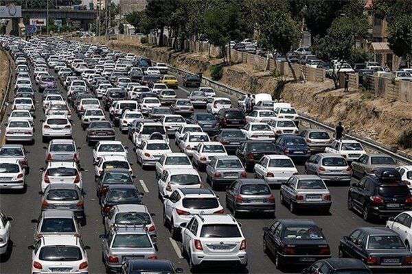 ترافیک سنگین در آزادراه‌های قزوین-رشت و کرج-قزوین