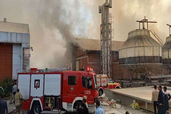 آتش سوزی در انبار سازمان هواپیمایی کشوری مستقر در محوطه شرکت فرودگاه‌ها بدون تلفات جانی