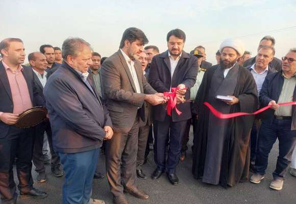 آغاز عملیات اجرایی ۹۳ کیلومتر از باند دوم کریدور نوار ساحلی جنوب/بهره‌برداری از ۵۲ کیلومتر راه و بزرگراه اصلی هرمزگان