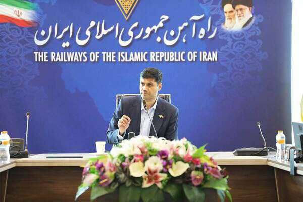 امضای تفاهم‌نامه همکاری راه‌آهن ایران و راه‌آهن ازبکستان