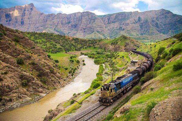  جابه‌جایی روزانه بیش از ۷۱ هزار مسافر ریلی در نوروز ۱۴۰۳