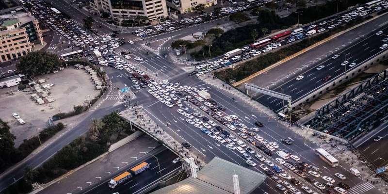 اینترنت اشیا و هوش مصنوعی: دستگاه‌های هوشمندی که ازدحام ترافیک را کاهش می‌دهند