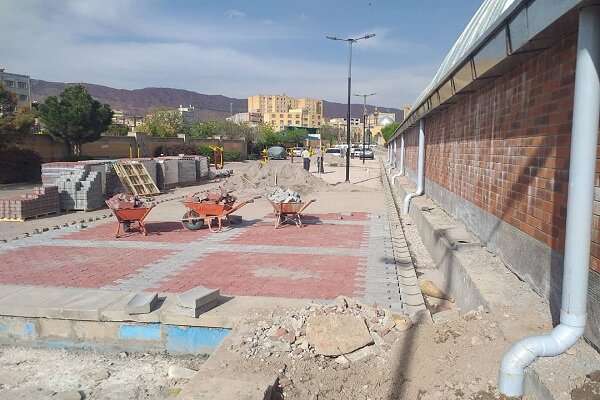 سالن ورزشی ۱۵۰۰ مترمربعی میدان آذربایجان با اعتبار ۲۵۰ میلیارد ریال وارد مرحله اسکلت بندی شد