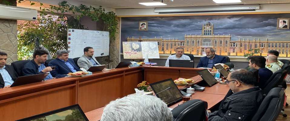 دست فروشان محدوده مرکزی تبریز در قالب طرح انضباط شهری ساماندهی می‌شوند