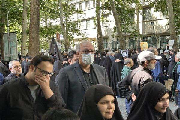 حضور مدیرعامل بانک مسکن در آیین تشییع پیکر رییس جمهور و دیگر شهدای خدمت