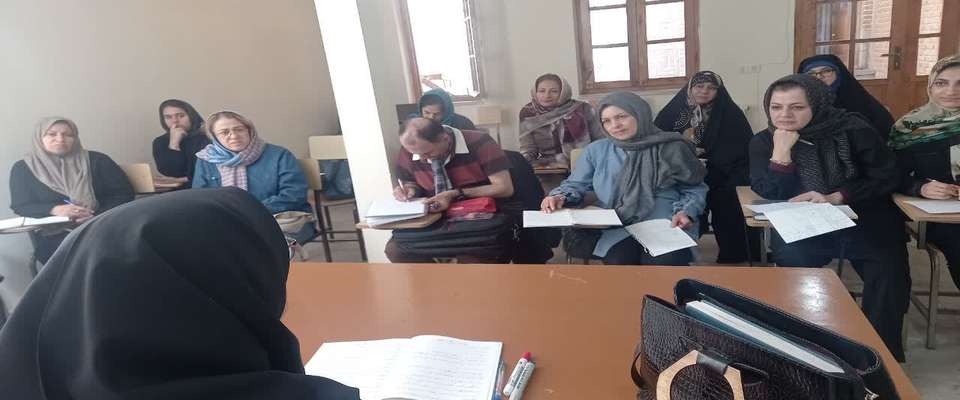 برگزاری نمایشگاه خوشنویسی و نقاشی خط در فرهنگسرای نیکدل