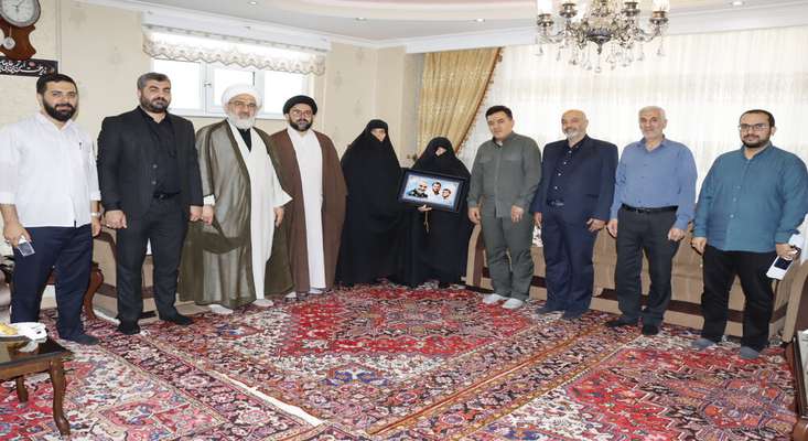 دیدار شهردار تبریز با خانواده معظم شهید والامقام «جشن‌پور» و جانباز سرافراز «حمید اصغری آژیری»