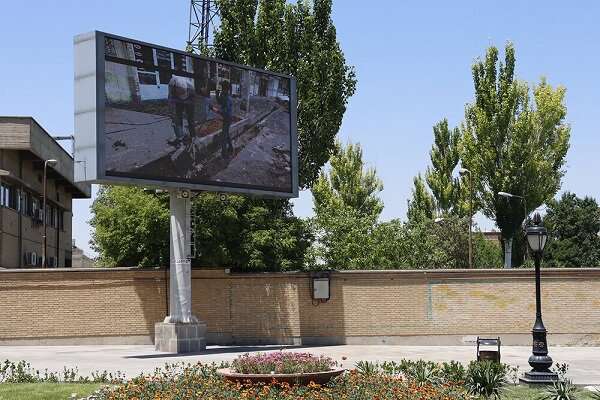 پخش زنده دومین مناظره نامزدهای چهاردهمین دوره ریاست جمهوری از تلویزیون‌های شهری تبریز