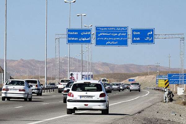 تردد در آزادراه قم-تهران محدود شد