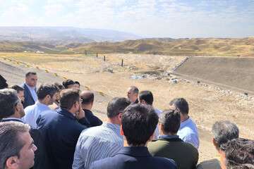 بازدید شهرداران نواحی از مرکز فنی مهندسی دفن زباله سازمان پسماند