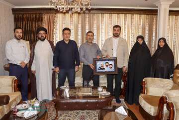 دیدار شهردار تبریز با خانواده معظم شهیدان والامقام «بانان متقی» و جانباز سرافراز «سعید عسگرنیا»