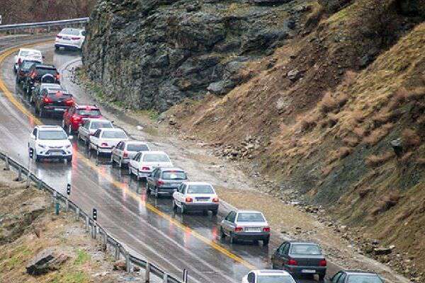 بارش باران در برخی از محورهای اردبیل، مازندران و گیلان