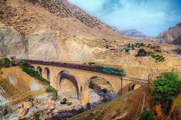 رشد ۲۵ درصدی بارگیری راه آهن شمال شرق۲ در نیمه نخست سال