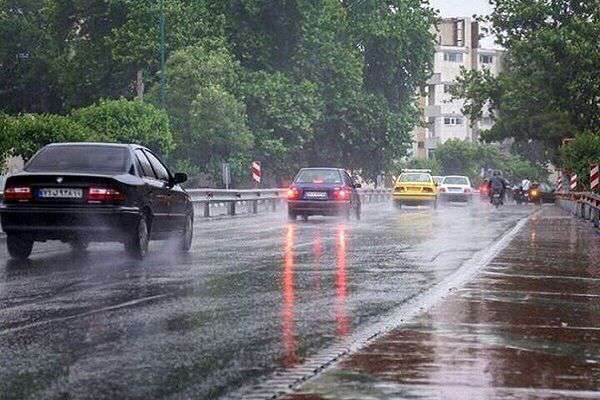 بارش باران و وزش باد شدید در ۲۱ استان کشور